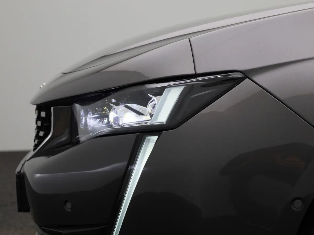 1.6 Hybrid 225 e-EAT8 GT | PANORAMADAK | ACHTERUITRIJCAMERA | ELEKTRISCHE KOFFERKLEP | LEDEREN BEKLEDING | STOELVERWARMING |