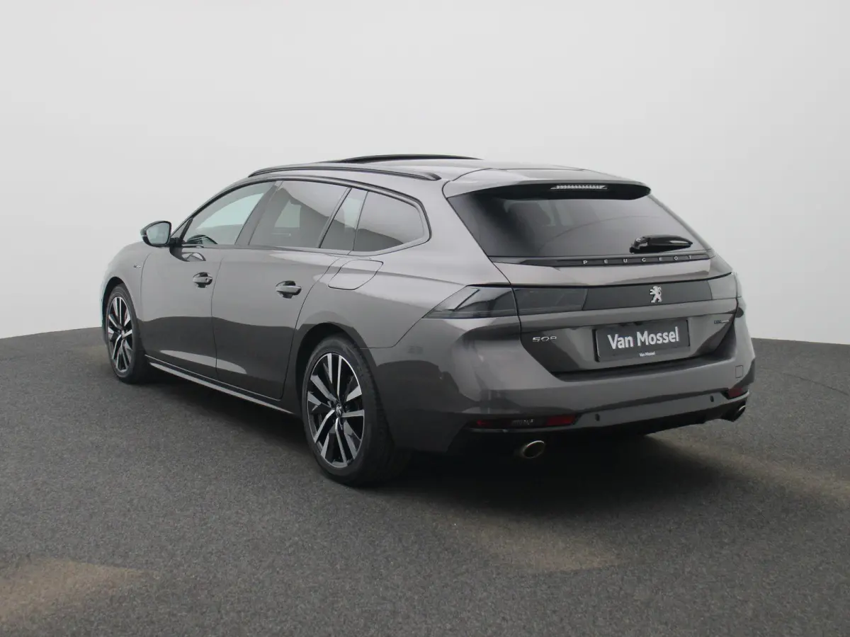 1.6 Hybrid 225 e-EAT8 GT | PANORAMADAK | ACHTERUITRIJCAMERA | ELEKTRISCHE KOFFERKLEP | LEDEREN BEKLEDING | STOELVERWARMING |