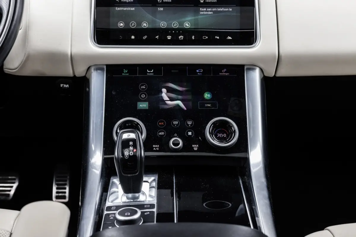 P400e HSE | Pano | Leder |