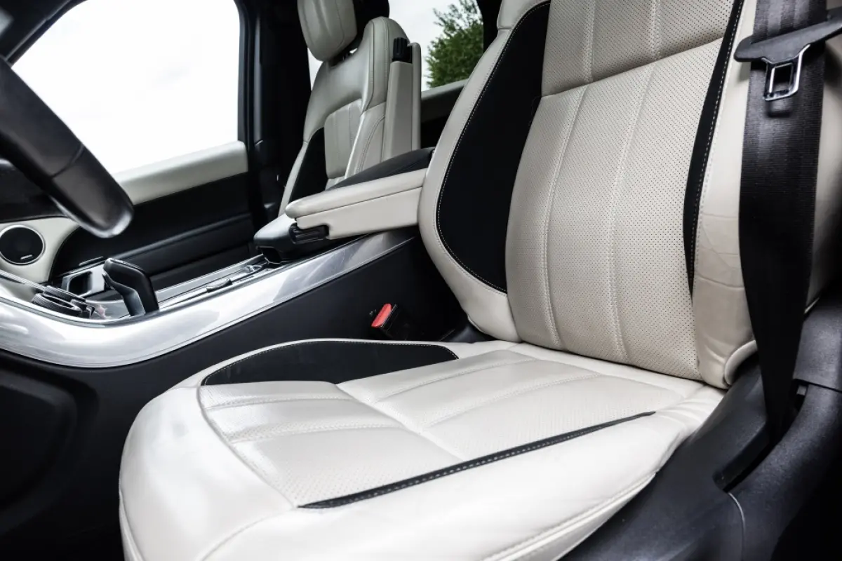 P400e HSE | Pano | Leder |