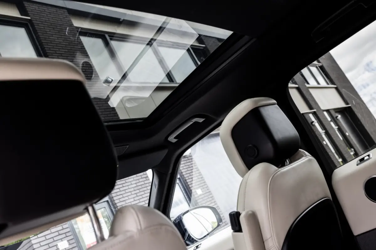 P400e HSE | Pano | Leder |