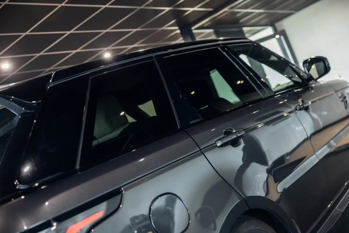 P400e HSE | Pano | Leder |