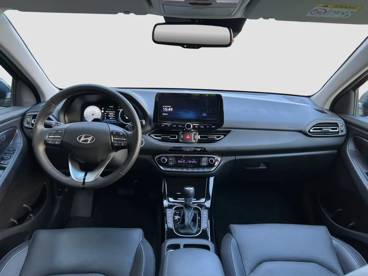 1.6 T-GDi Premium Automaat | Camera | Carplay | Climate controle | Lederen bekleding | Bestuurdersstoel met geheugen | Dodehoek detectie | Draadloos laden | Full LED | Keyless entry | Stoelv