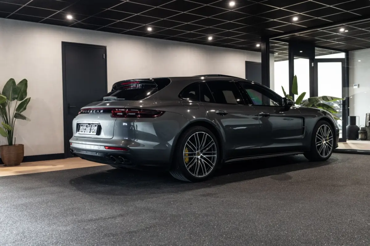 4.0 Turbo | 4WD | Softclose | Pano