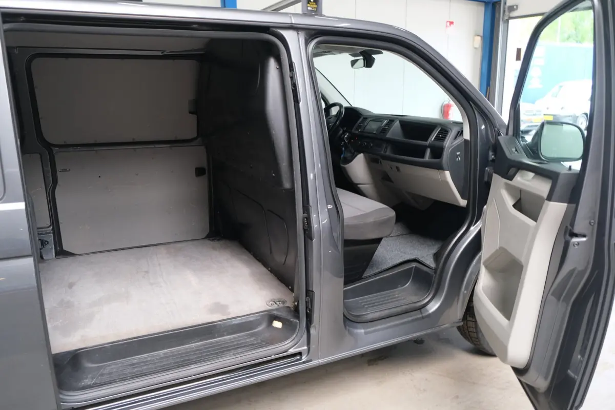 2.0 TDI L2H1 Comfortline
