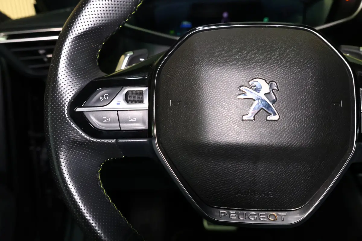 1.2 PureTech GT AVM AUTOMAAT PANODAK NAVI LANE DAB CLIMA "23
