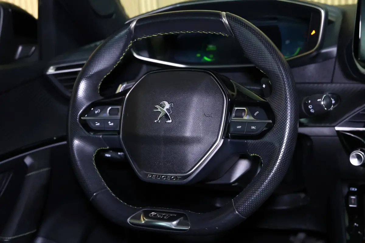 1.2 PureTech GT AVM AUTOMAAT PANODAK NAVI LANE DAB CLIMA "23