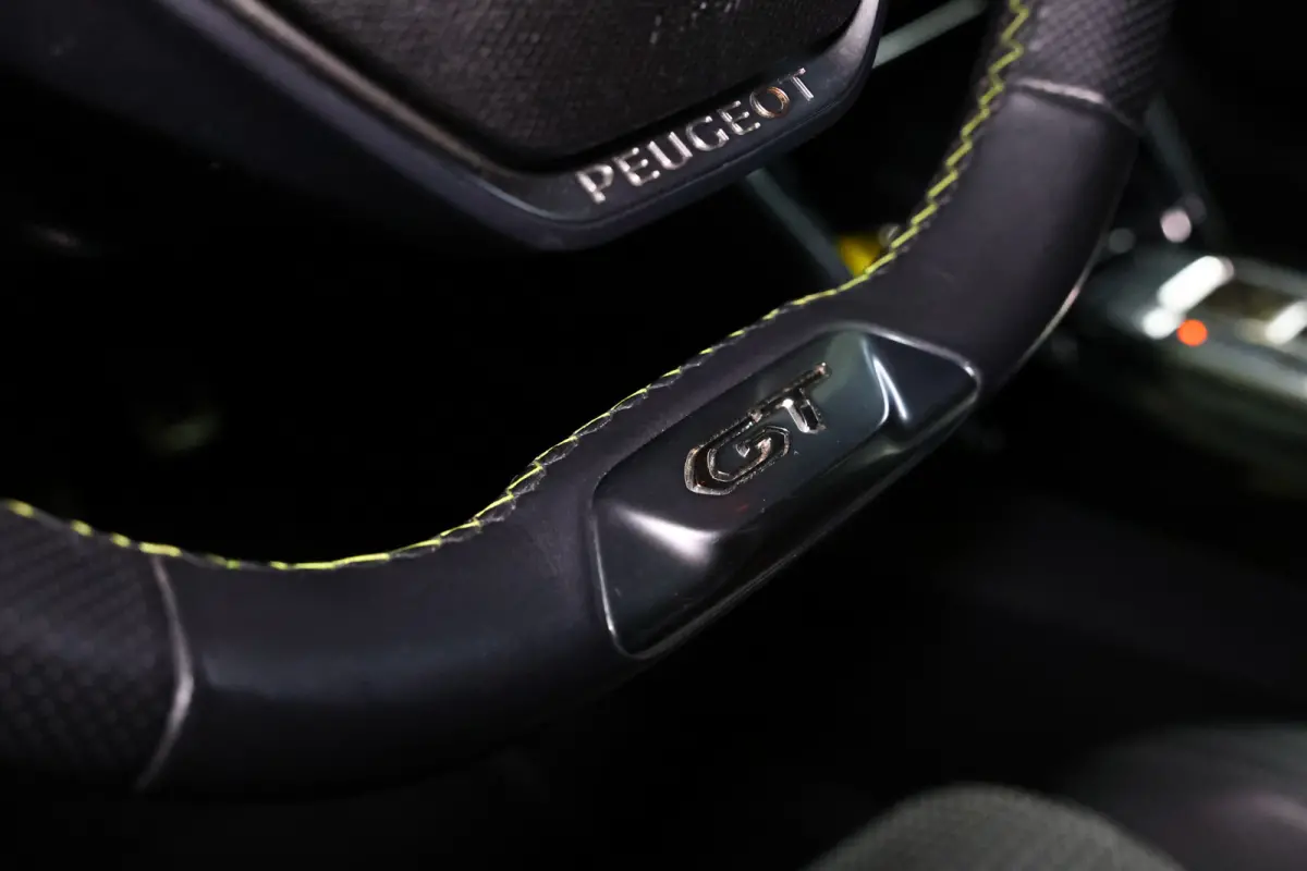 1.2 PureTech GT AVM AUTOMAAT PANODAK NAVI LANE DAB CLIMA "23