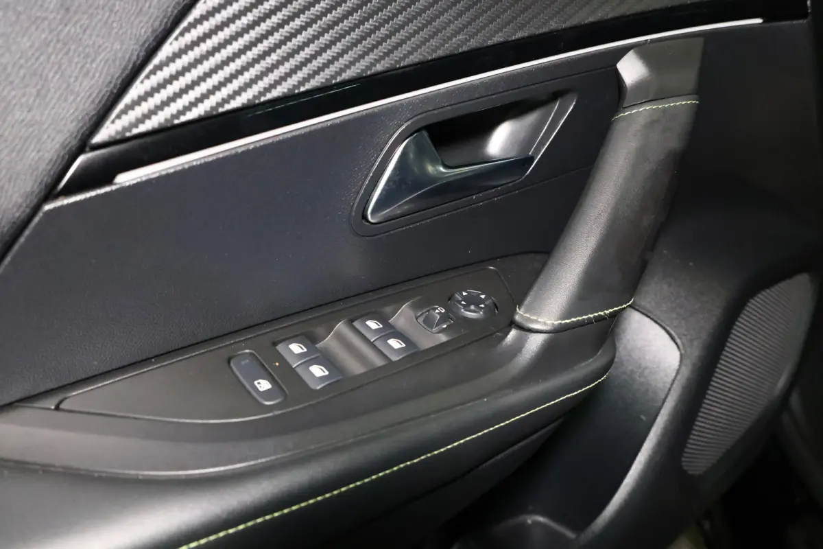 1.2 PureTech GT AVM AUTOMAAT PANODAK NAVI LANE DAB CLIMA "23
