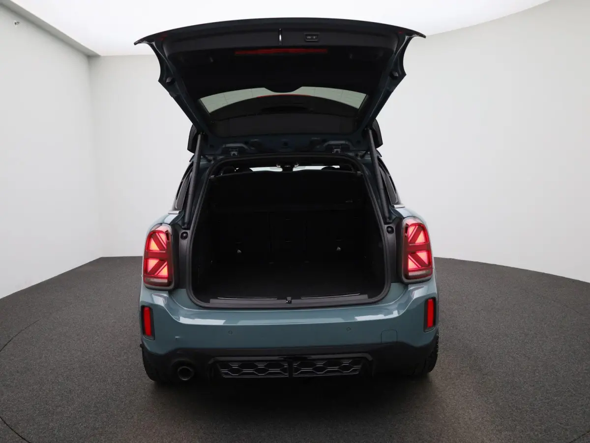 1.5 Cooper ALL4 John Cooper Works | Automaat | Apple Carplay / Android Auto | Camera | Parkeersensoren | Panoramadak |