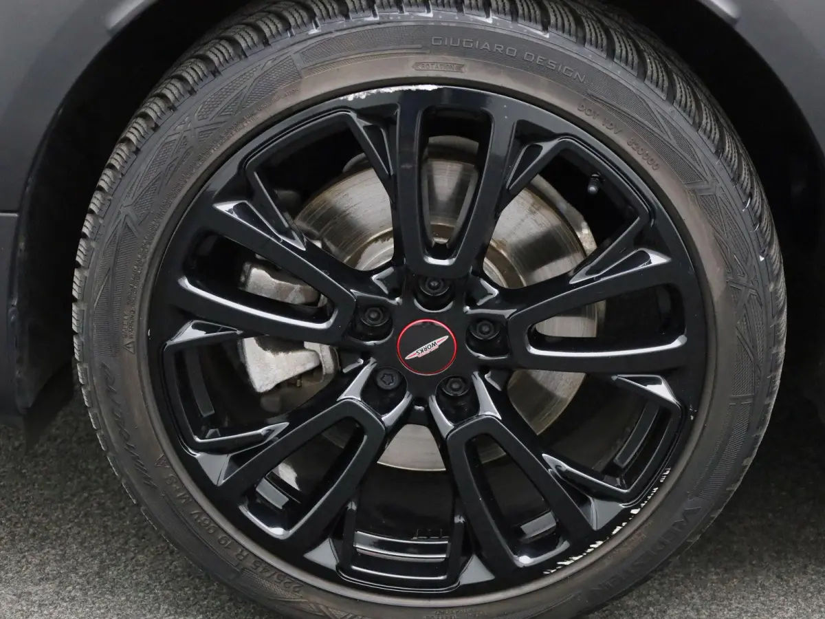 1.5 Cooper ALL4 John Cooper Works | Automaat | Apple Carplay / Android Auto | Camera | Parkeersensoren | Panoramadak |