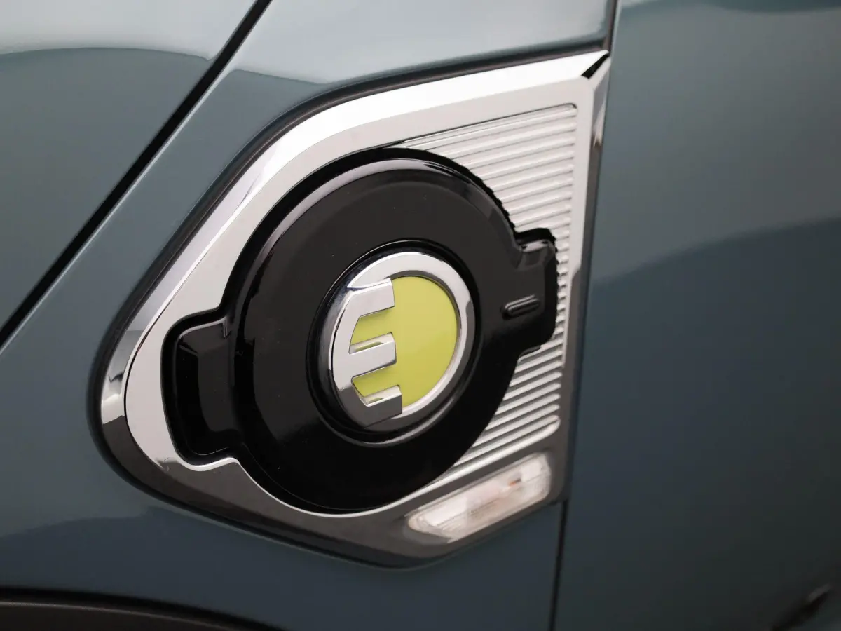 1.5 Cooper ALL4 John Cooper Works | Automaat | Apple Carplay / Android Auto | Camera | Parkeersensoren | Panoramadak |
