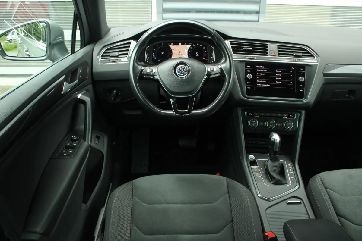 1.5 TSI 150pk DSG Highline Business R | Trekhaak | Apple CarPlay & Android Auto| Elek. Achterklep