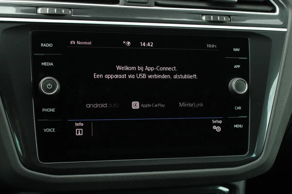 1.5 TSI 150pk DSG Highline Business R | Trekhaak | Apple CarPlay & Android Auto| Elek. Achterklep