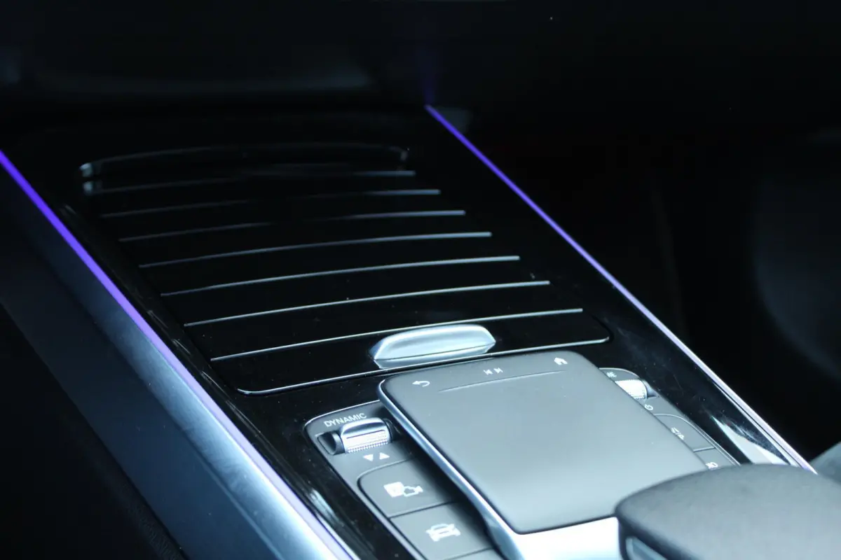 200 AMG/Pano/5 pers/Carplay/Night/Camera/Sfeer