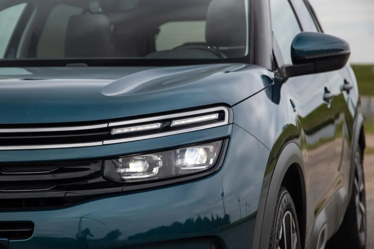 1.6 Plug-in Hybrid 225 Shine PANORAMA DAK / DEALER ONDERHOUDEN / LEER / MEMMORY / TREKHAAK / CAMERA