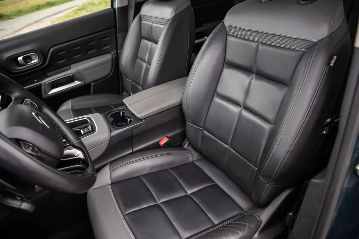 1.6 Plug-in Hybrid 225 Shine PANORAMA DAK / DEALER ONDERHOUDEN / LEER / MEMMORY / TREKHAAK / CAMERA