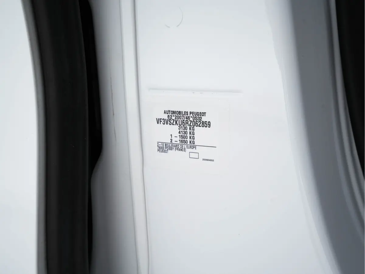 Long 75 kWh Facelift [ 9-Pers. ] [ 3-Fase-11 kW] {SoH-98%} (INCL-BTW) *NAVI-FULLMAP | CAMERA | DIGI-COCKPIT | COMFORTSEATS | DAB | PRIVACY-GLASS | SHIFTPADDLES | AIRCO | CRUISE | PDC*