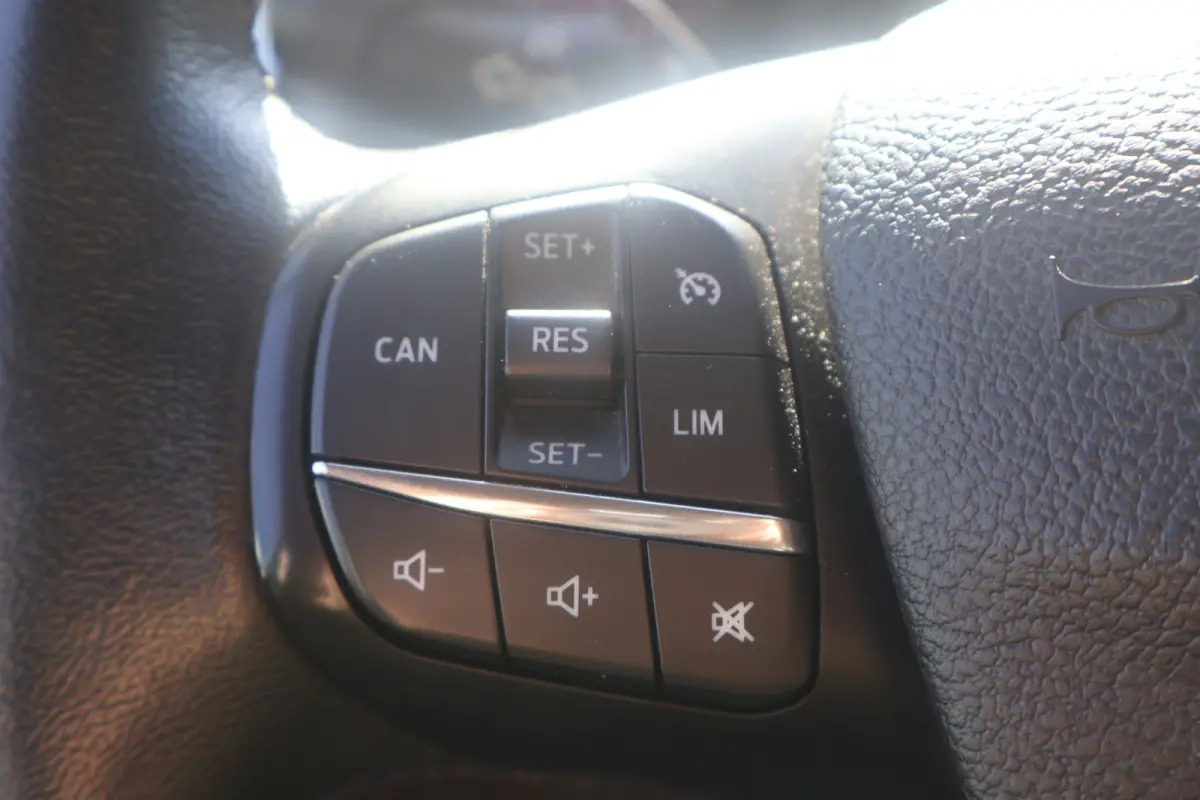 2.0 TDCI L1H1 Limited DC Automaat Marge BTW Vrij