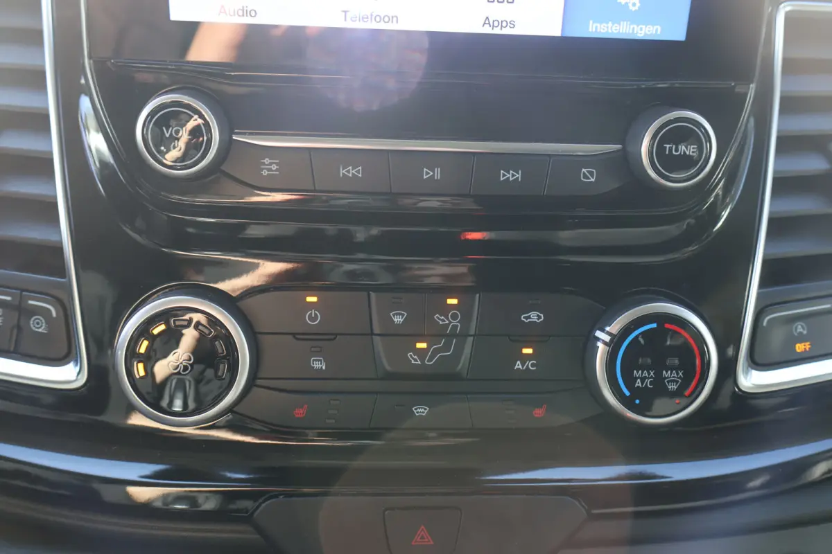 2.0 TDCI L1H1 Limited DC Automaat Marge BTW Vrij