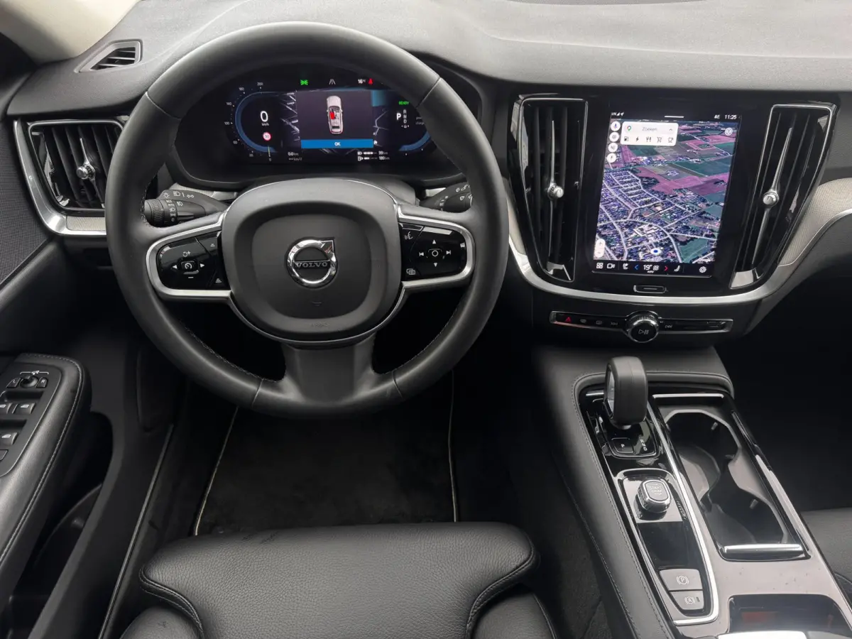 2.0 T6 Plug-in hybrid AWD Ultimate Dark Long Range | Trekhaak | 100% SOH | Leder + Memory | Winter Pack