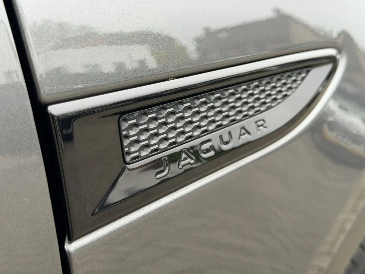 2.0 P200 AWD R-Dynamic Automaat Cruise Stoel/Stuur Verwarming Bluetooth Clima
