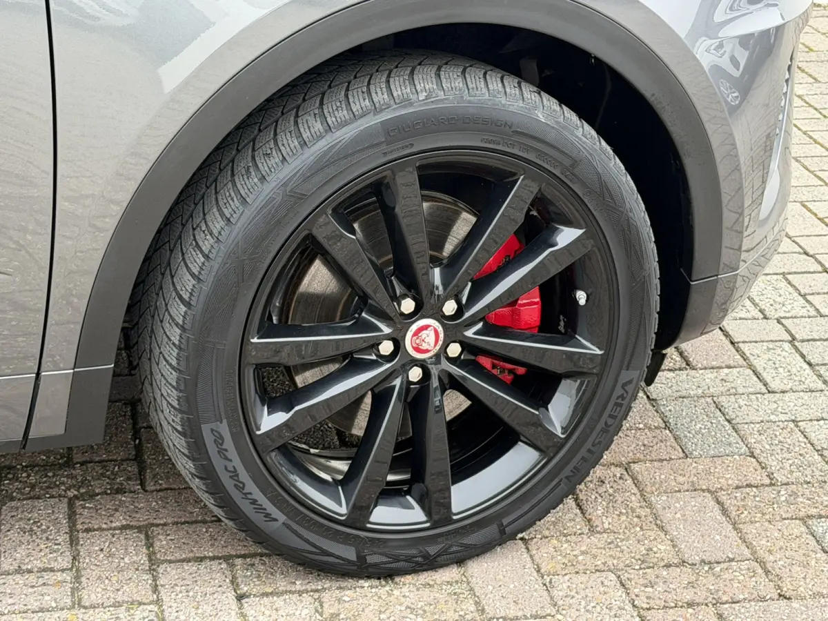 2.0 P200 AWD R-Dynamic Automaat Cruise Stoel/Stuur Verwarming Bluetooth Clima