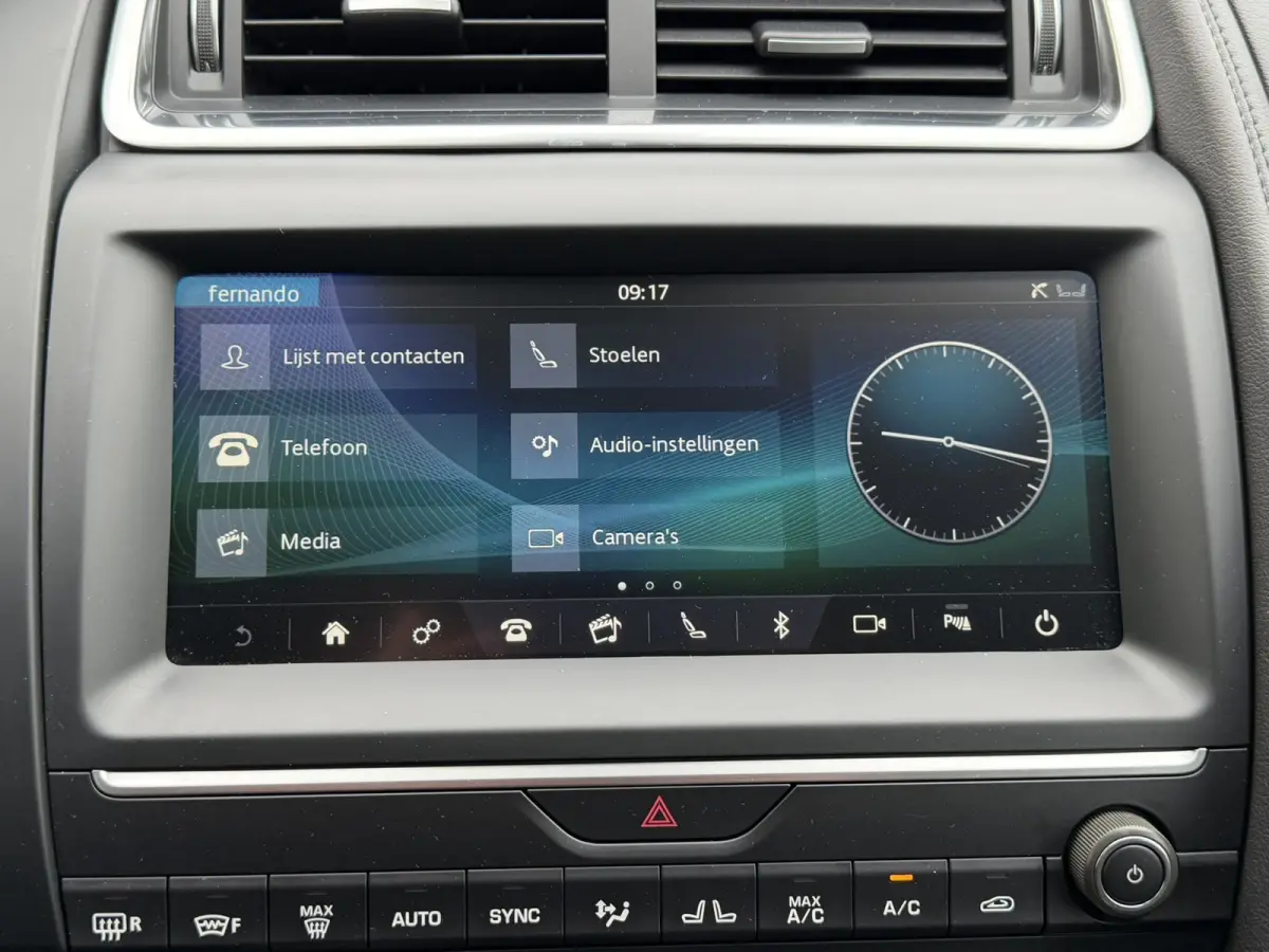2.0 P200 AWD R-Dynamic Automaat Cruise Stoel/Stuur Verwarming Bluetooth Clima