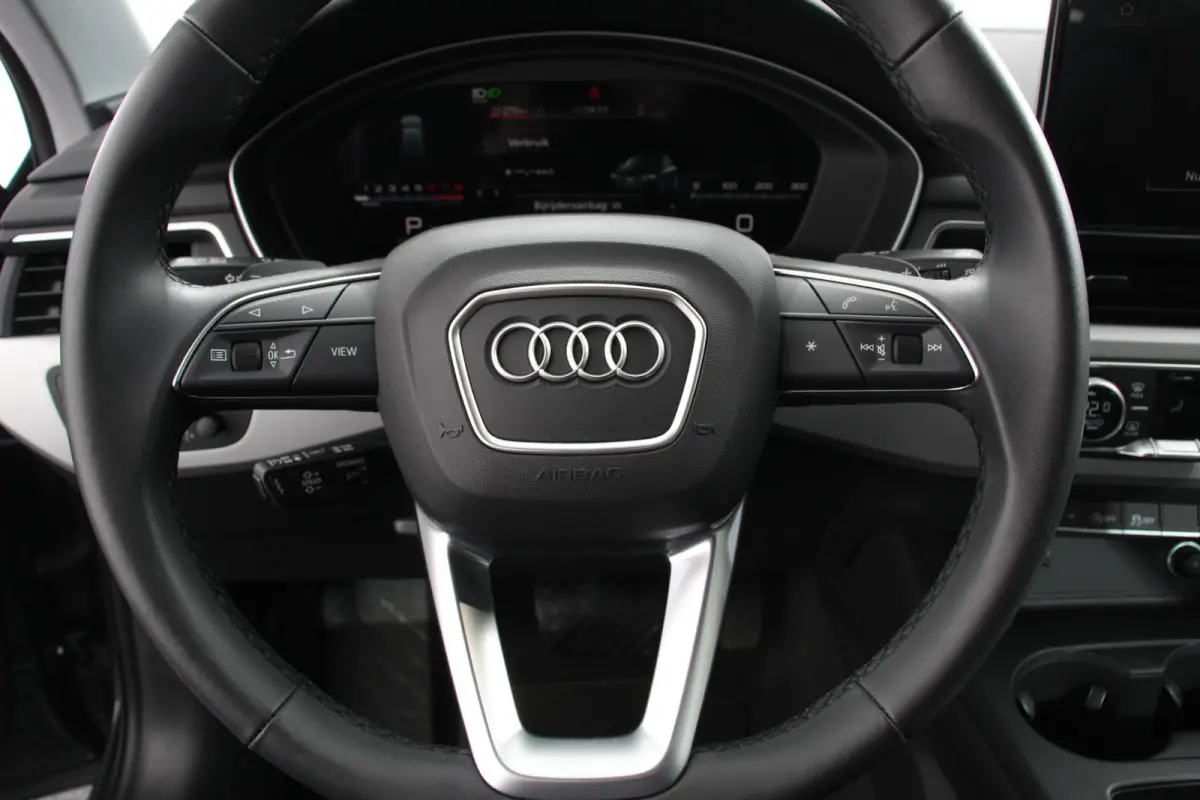 40 TFSI 204 pk S-tronic S Line Plus Navigatie Adaptive Cruise Control Parkeersensoren Lane Assist Elektrische achterklep Stoelverwarming Ledverlichting Virtual Cockpit Climatronic