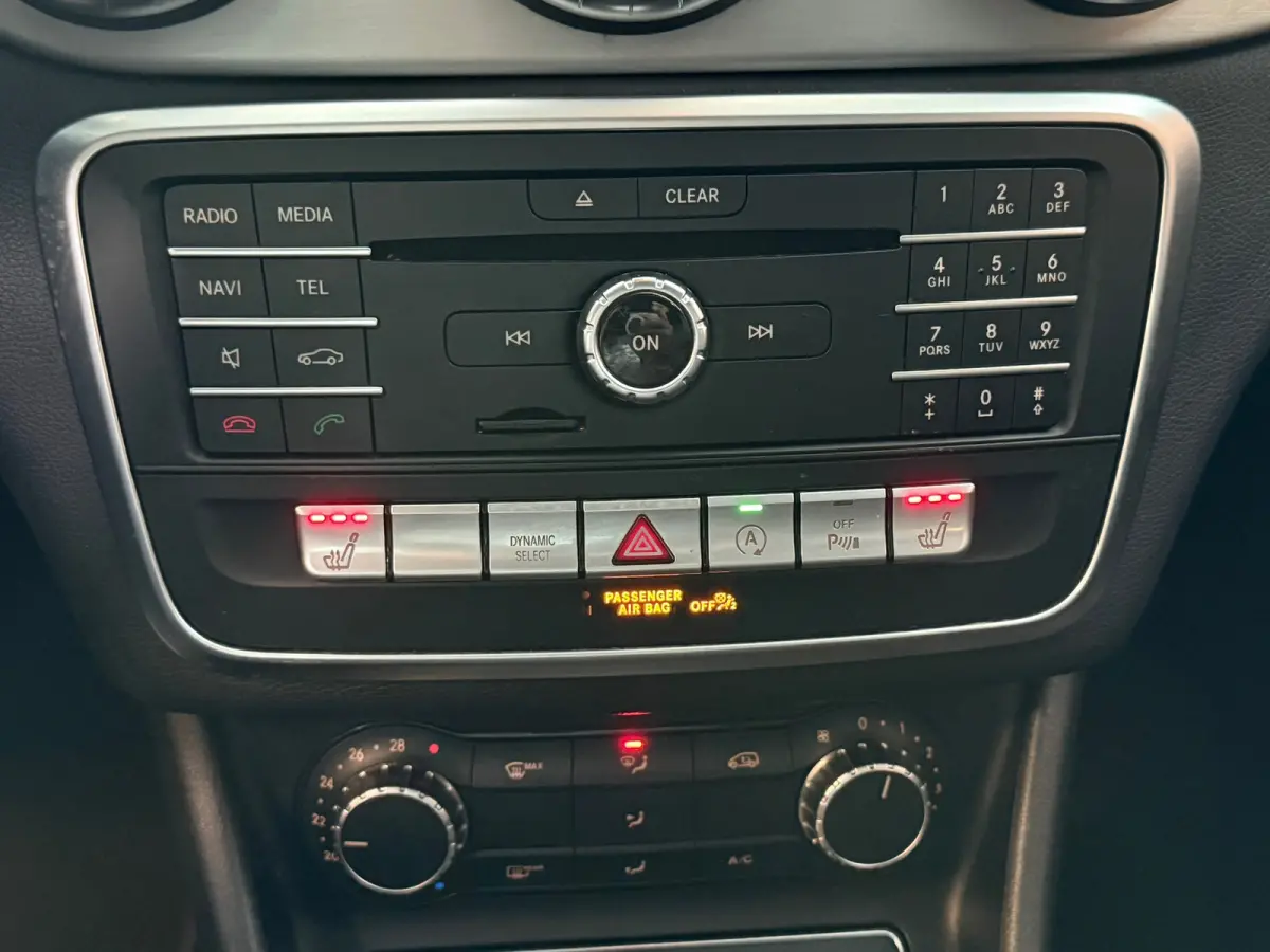 180 Business / AMG / NAVI / START-STOP / Inruil mog.