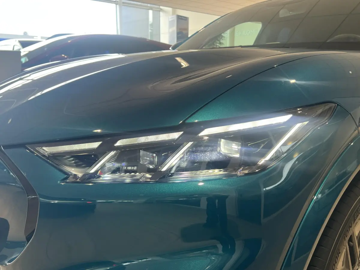 Extended Premium RWD 88 kWh | Voorraad! | €5000 Voordeel | Nieuwe kleur! | 360-Camera | Memory | B&O audio | Matrix-Led