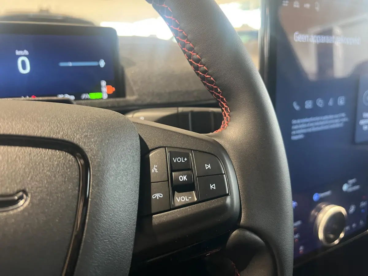 Extended Premium RWD 88 kWh | Voorraad! | €5000 Voordeel | Nieuwe kleur! | 360-Camera | Memory | B&O audio | Matrix-Led