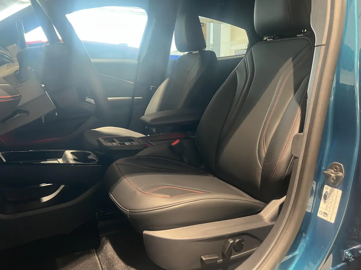 Extended Premium RWD 88 kWh | Voorraad! | €5000 Voordeel | Nieuwe kleur! | 360-Camera | Memory | B&O audio | Matrix-Led