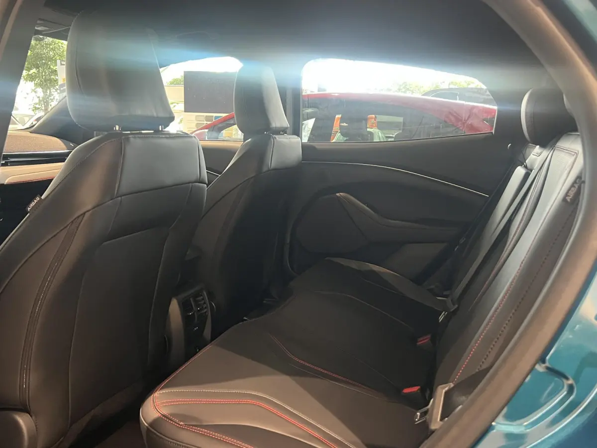 Extended Premium RWD 88 kWh | Voorraad! | €5000 Voordeel | Nieuwe kleur! | 360-Camera | Memory | B&O audio | Matrix-Led