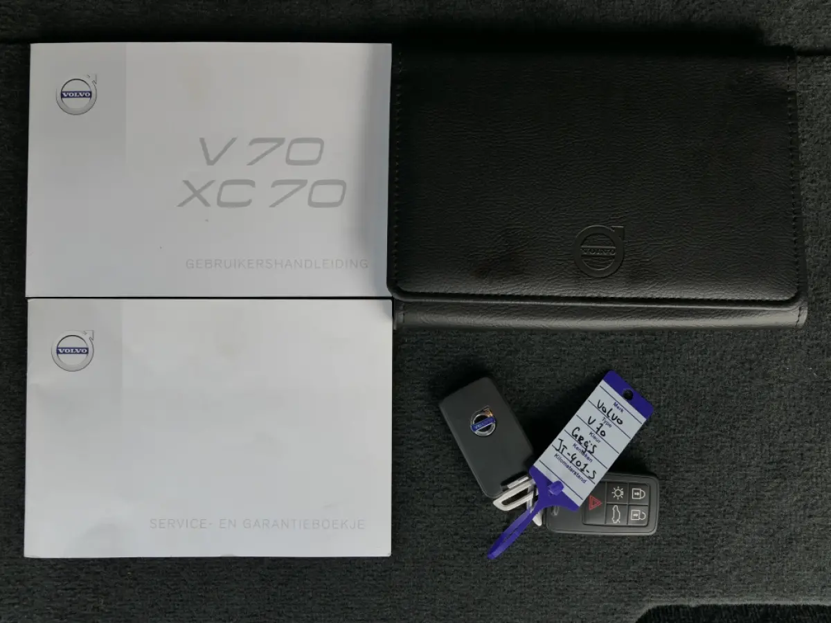 T4 AUT Polar Navi / Xenon / Trekhaak / Bluetooth