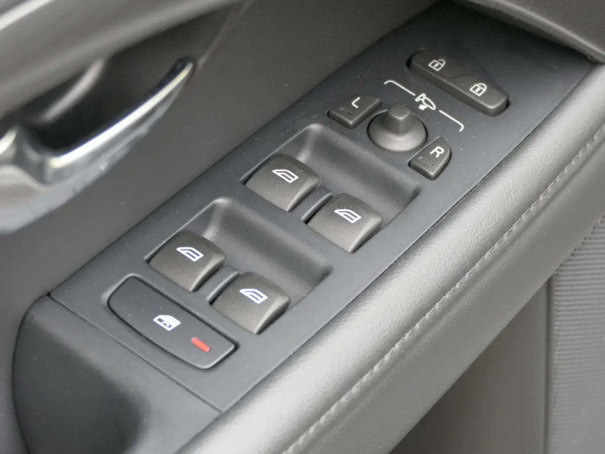 T4 AUT Polar Navi / Xenon / Trekhaak / Bluetooth