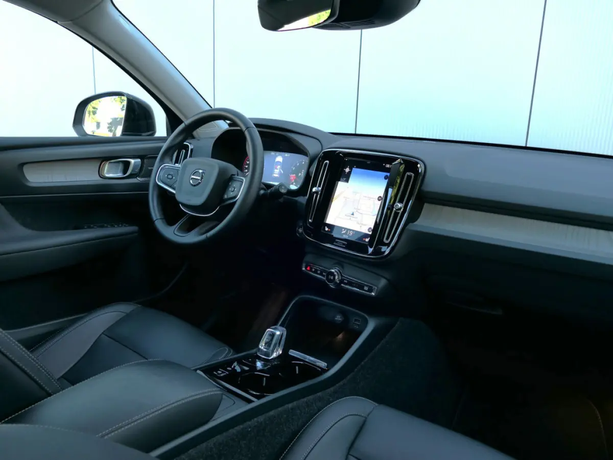 T3 AUT Inscription 12MND garantie / Harman Kardon / Camera / App