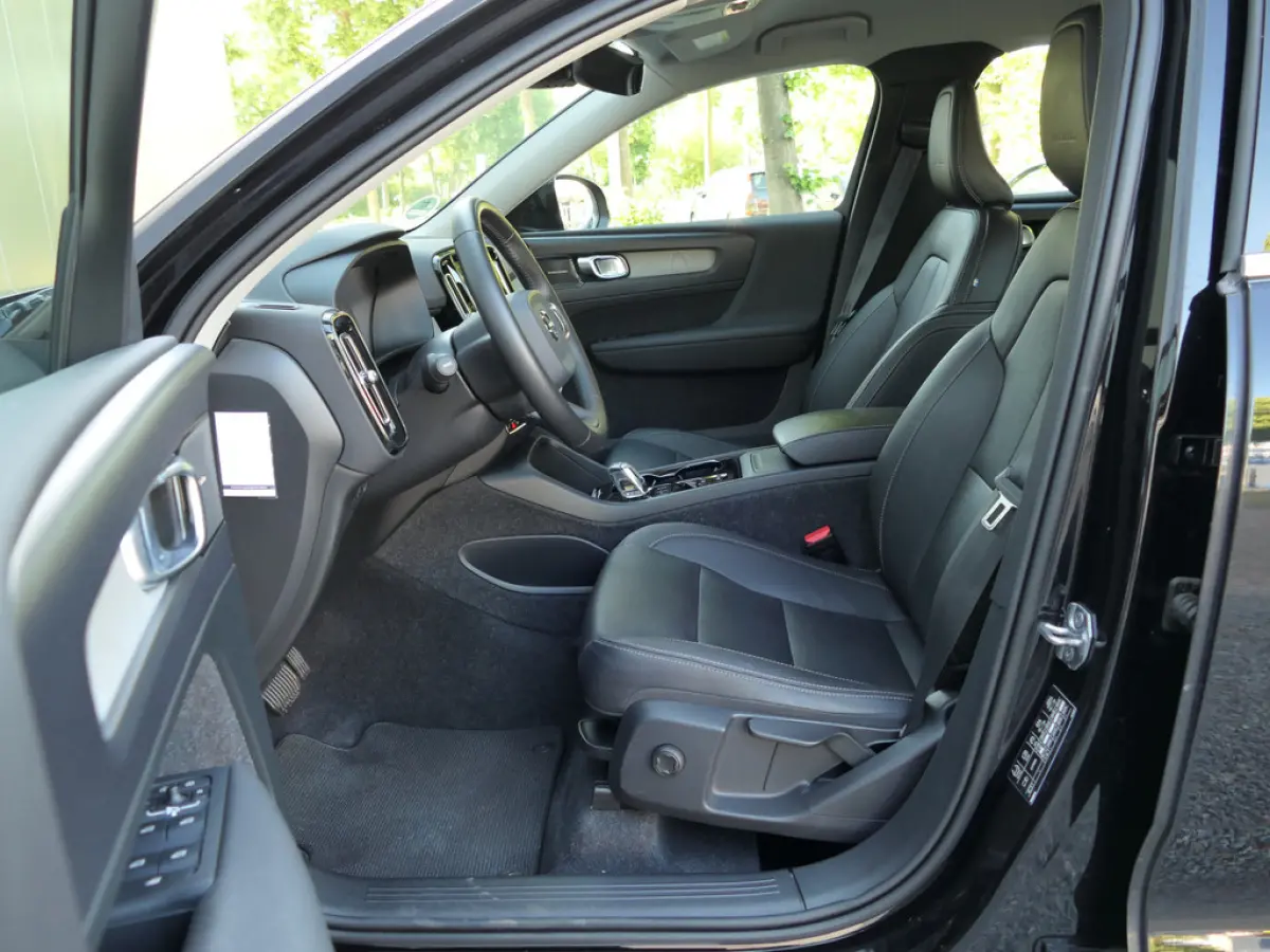 T3 AUT Inscription 12MND garantie / Harman Kardon / Camera / App