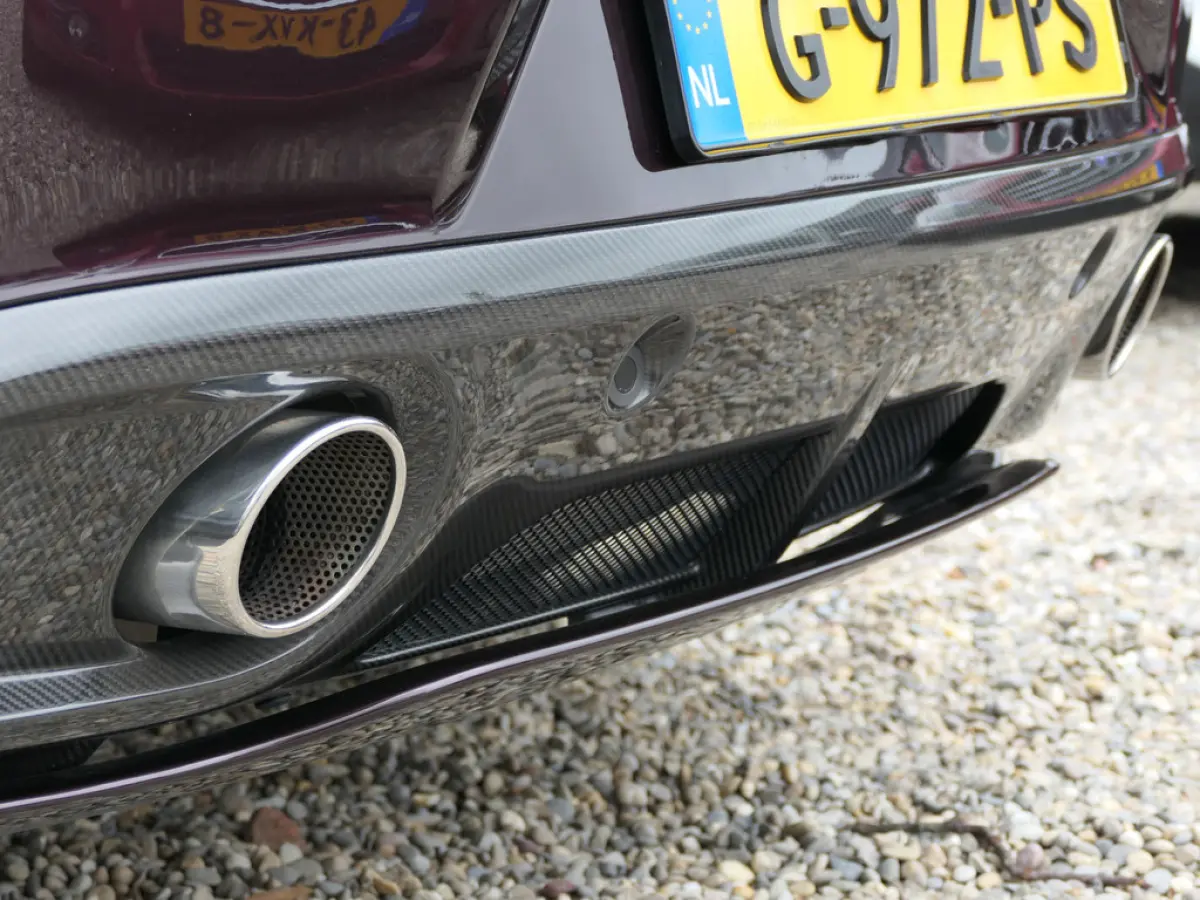 6.0 V12 Touchtronic Ceramic brakes / Bang&Olufsen / Navigatie