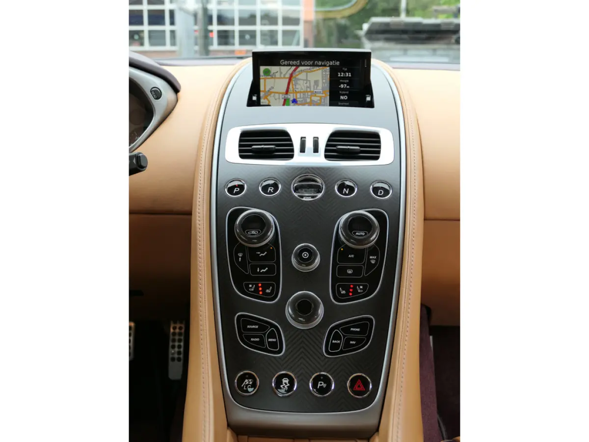 6.0 V12 Touchtronic Ceramic brakes / Bang&Olufsen / Navigatie