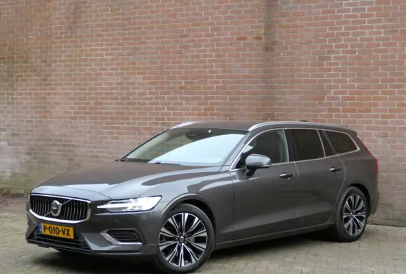 2.0 B3 Plus Bright 12 MND garantie / Facelift / Trekhaak