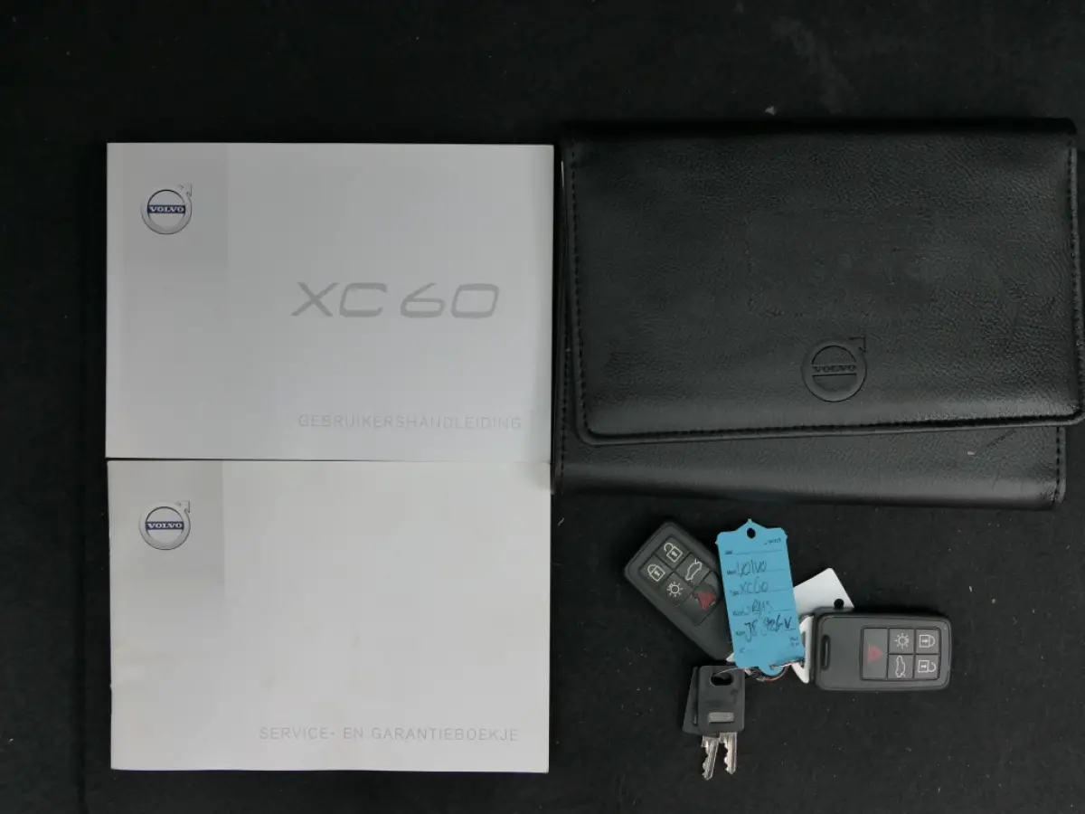 T5 FWD R-Design Xenon / Panoramadak / Standkachel / Camera