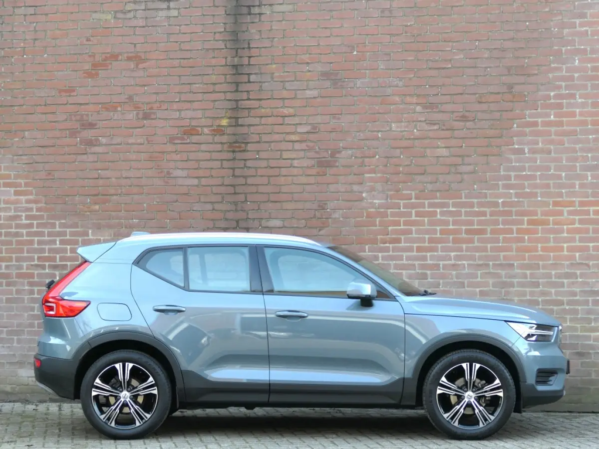 1.5 T3 AUT Momentum Pro 12MND garantie / Pilot assist / DAB+ / C