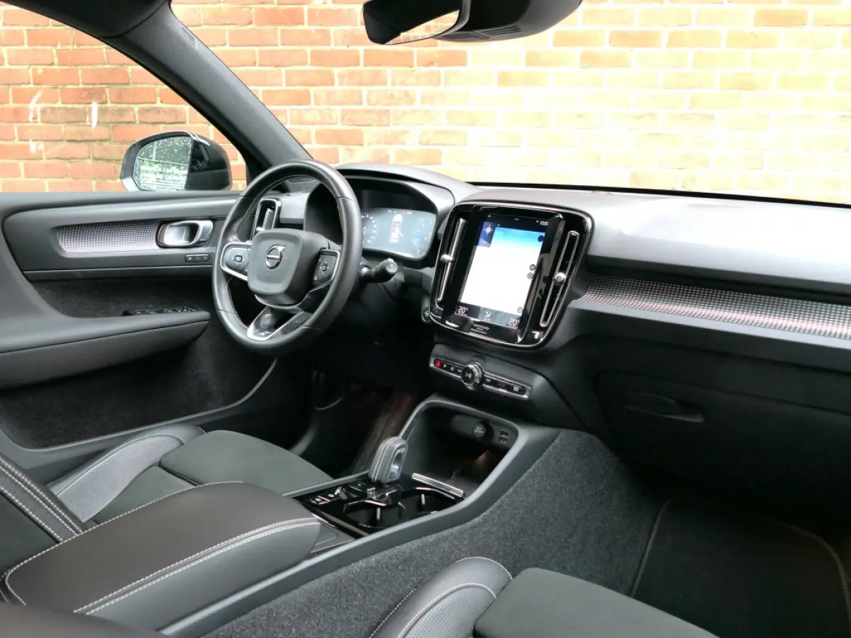 T3 AUT R-Design 12 MND garantie Camera / Apple carplay & And