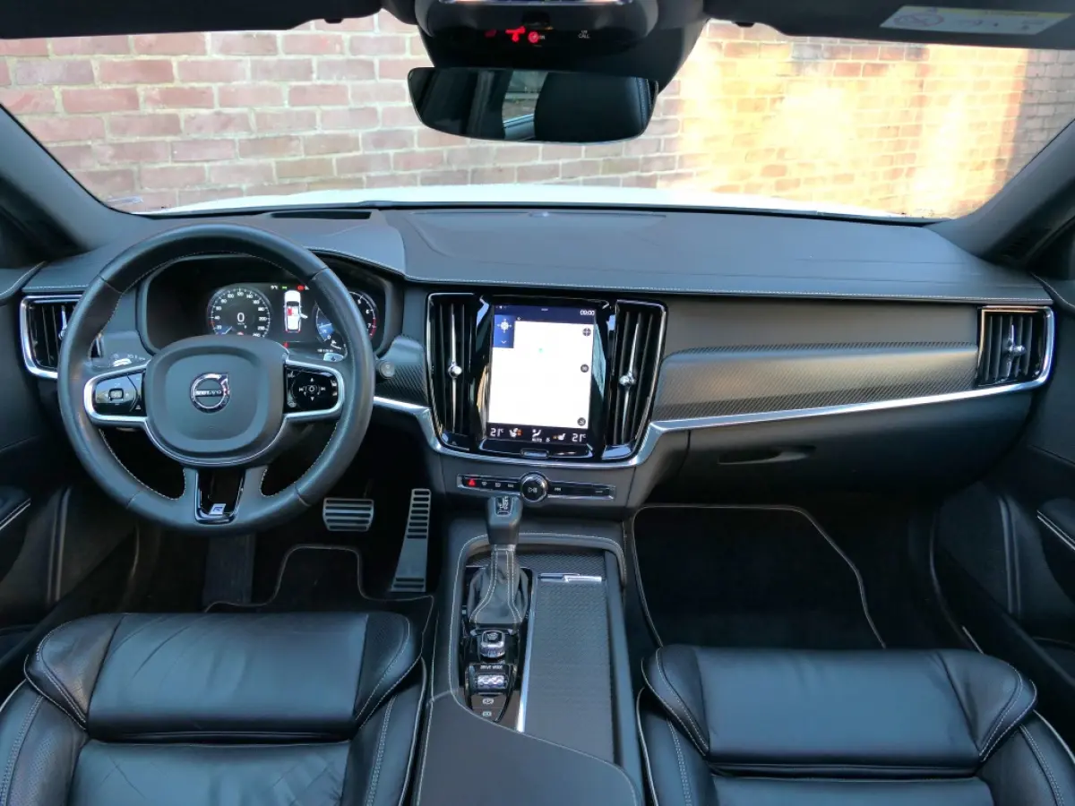 2.0 T4 R-Design 12 MND garantie / Panoramadak / DAB+ / stuur ver
