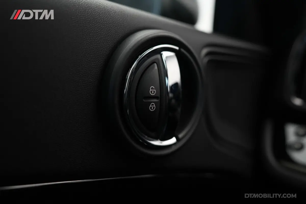 2.0 Cooper SE ALL4 Northwood Edition | Panoramadak | Camera | Leder | Head-Up Display |