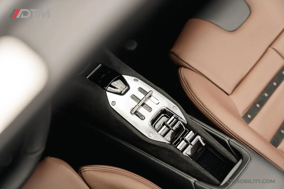 4.0 V8 | Blu Pozzi | Daytona Seats Cioccolato |