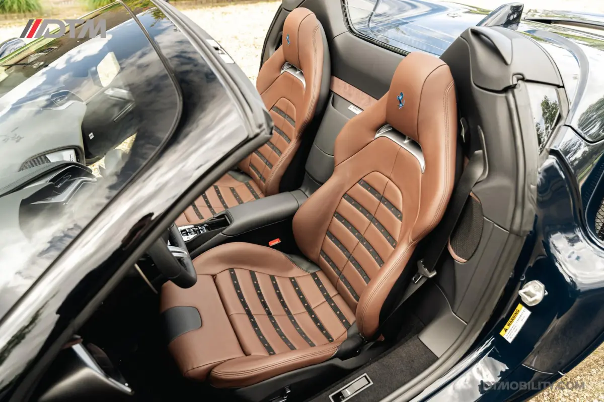 4.0 V8 | Blu Pozzi | Daytona Seats Cioccolato |