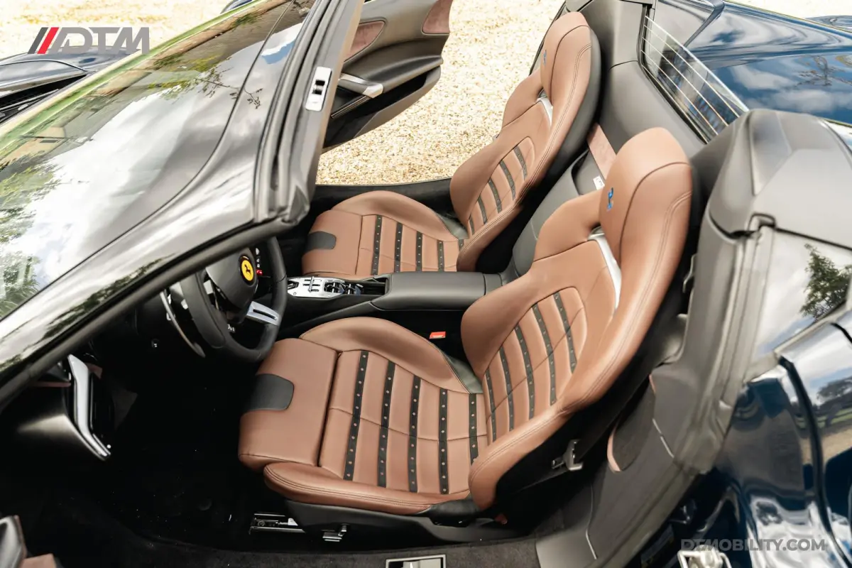 4.0 V8 | Blu Pozzi | Daytona Seats Cioccolato |
