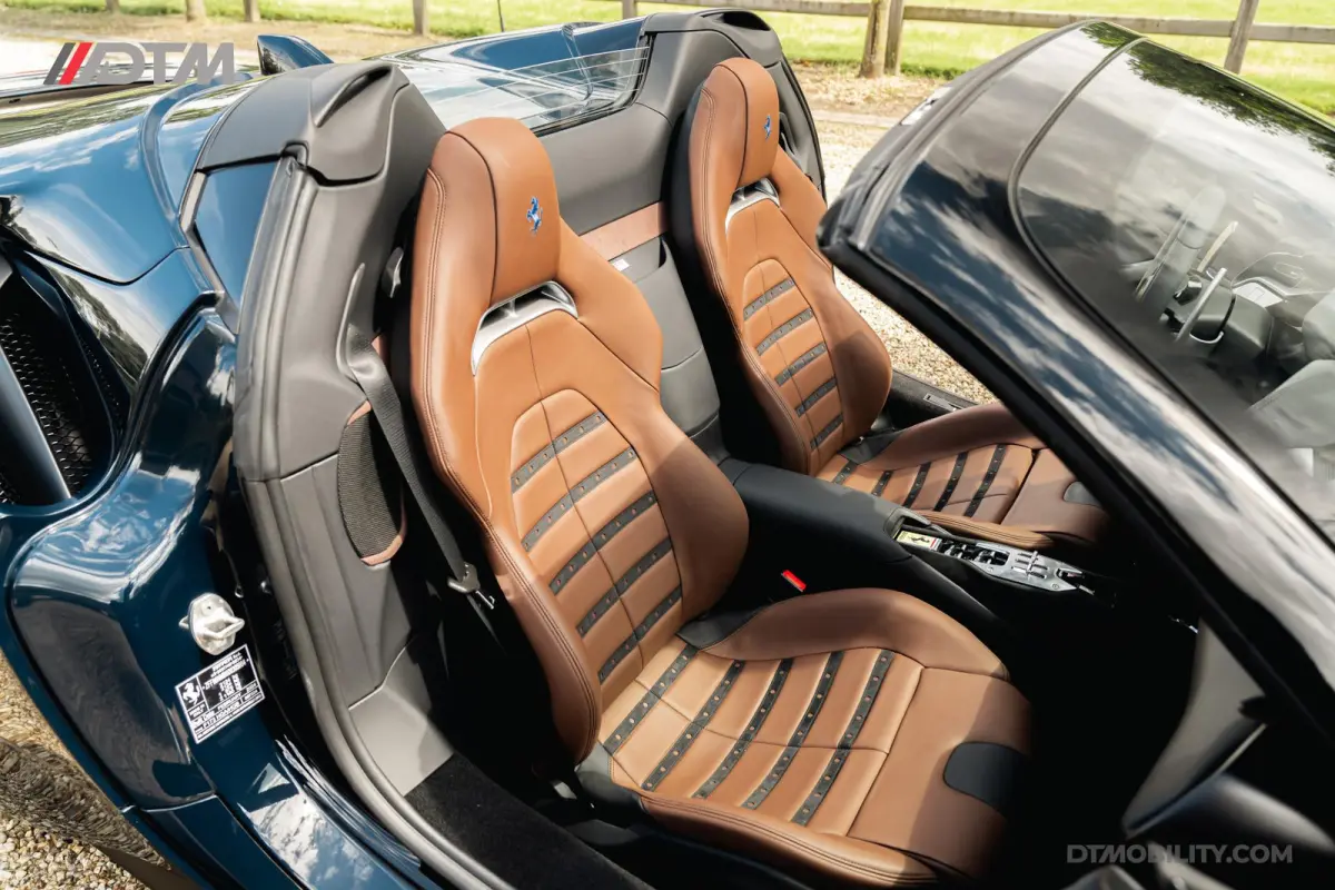 4.0 V8 | Blu Pozzi | Daytona Seats Cioccolato |